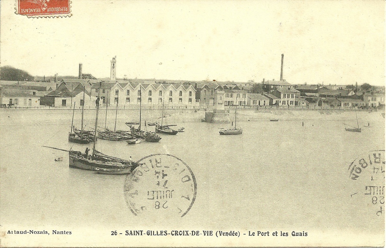 St-Gilles-Croix-de-Vie, le port et les quais.