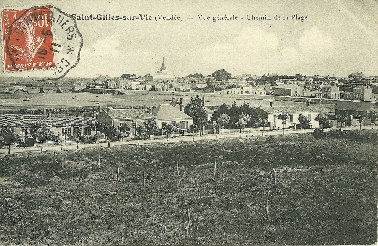 St-Gilles-sur-Vie, vue générale, chemin de la plage.