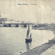 St-Gilles-sur-Vie, le pont et le port.