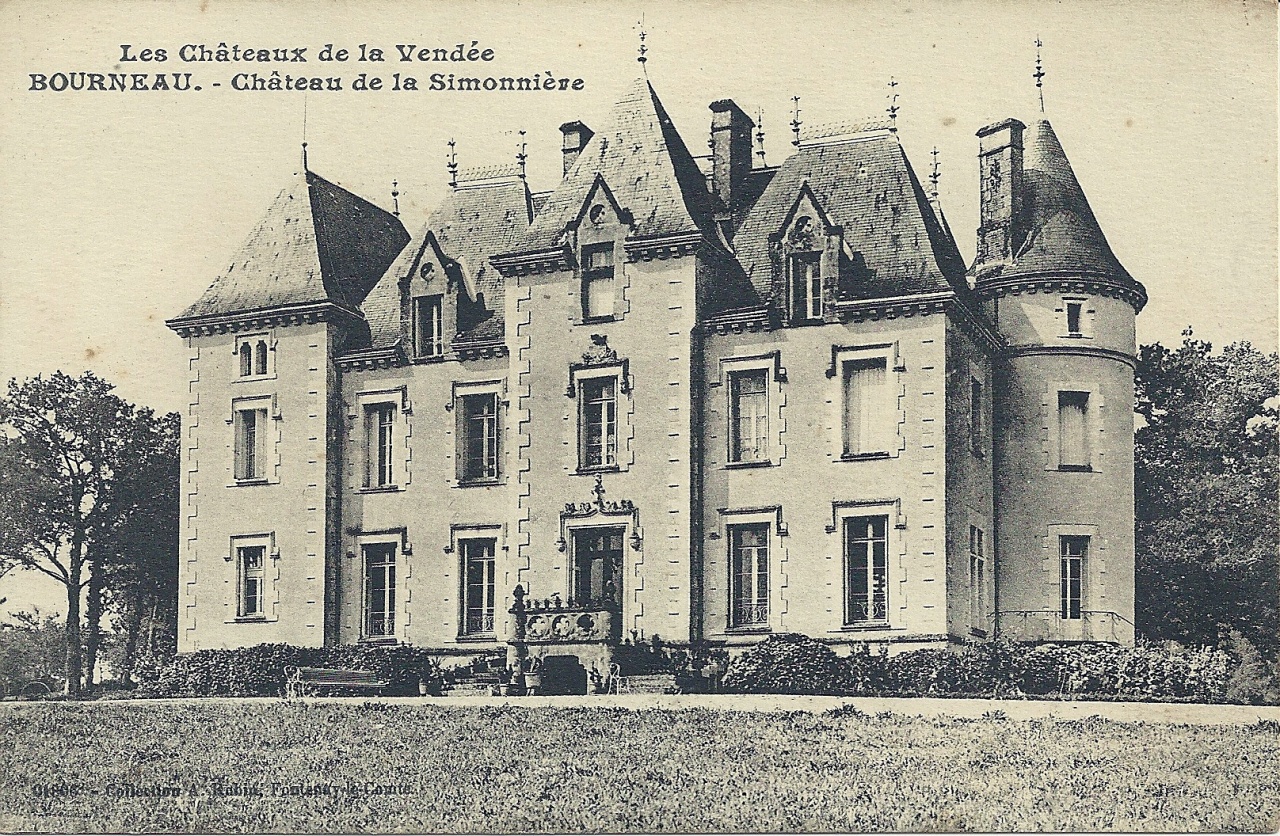Bourneau, le château de la Simonnière.