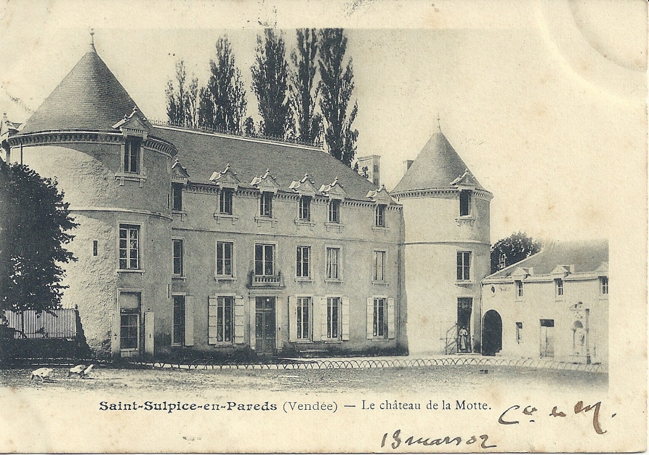 St-Sulpice-en-Pareds, le château de la Motte.