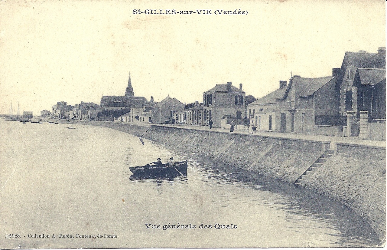St-Gilles-sur-Vie, vue générale des quais.