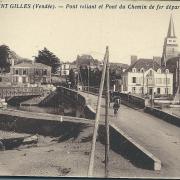 St-Gilles-sur-Vie, pont reliant et pont de chemin de fer.