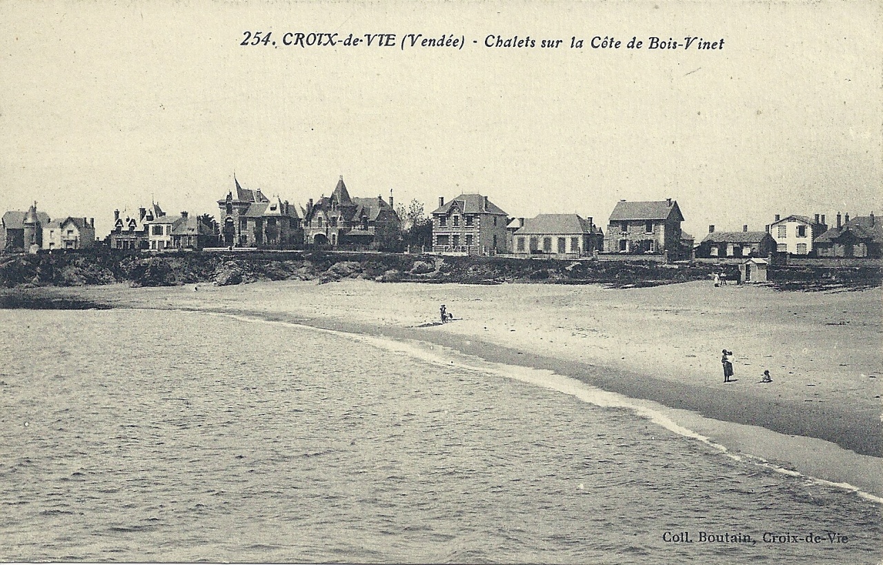 Croix-de-Vie, chalets sur la côte de Boisvinet.