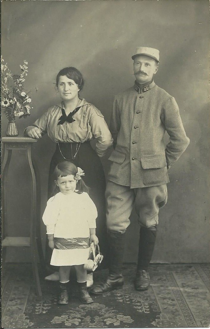 Berthe Linyer et Aimé, leur fille andrée.