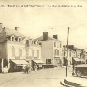St-Gilles-sur-Vie, le quai en direction de la plage.
