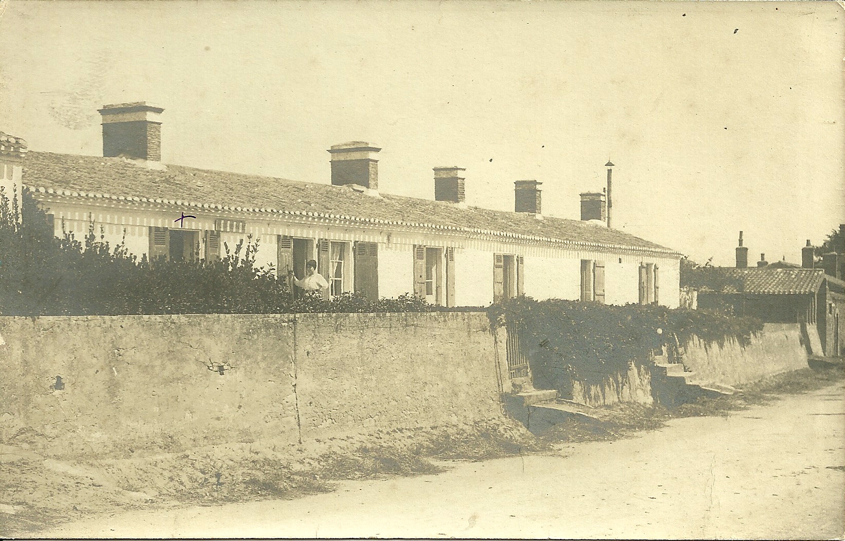 Croix-de-Vie, Port terrasse.
