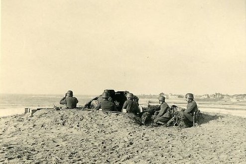 Occupation allemande plage de St-Gilles-sur-Vie.