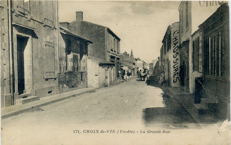 Croix-de-Vie, La grande Rue.