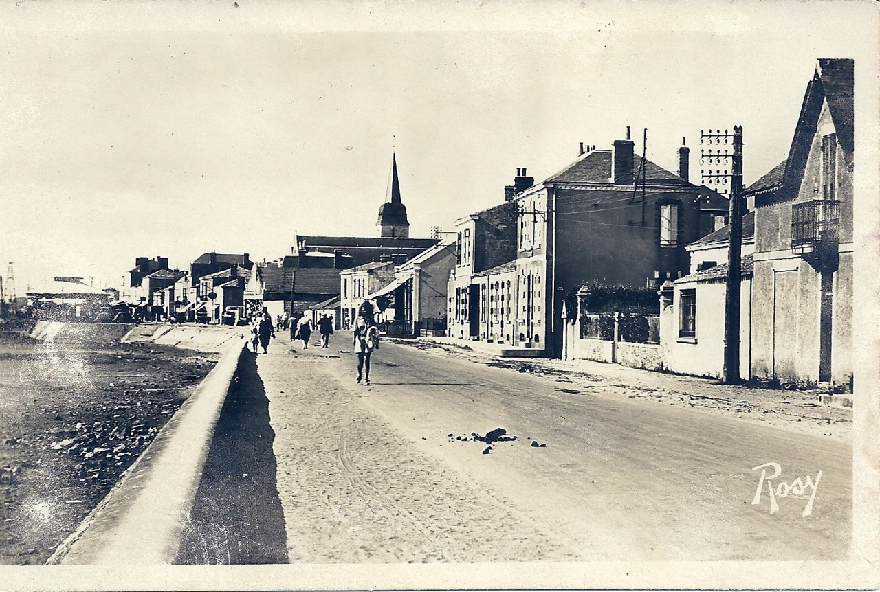 St-Gilles-sur-Vie, vue générale du quai.