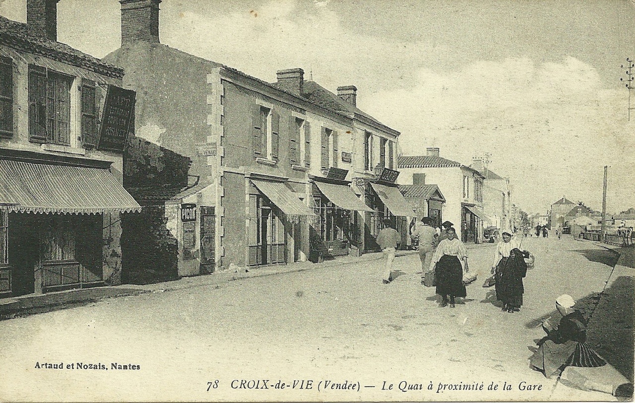 Croix-de-Vie, le quai à proximité de la gare.