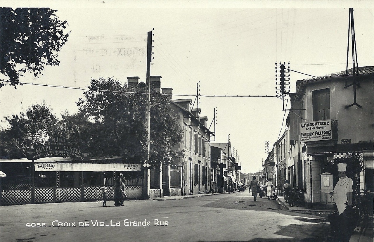Croix-de-Vie, rue de la Paix.