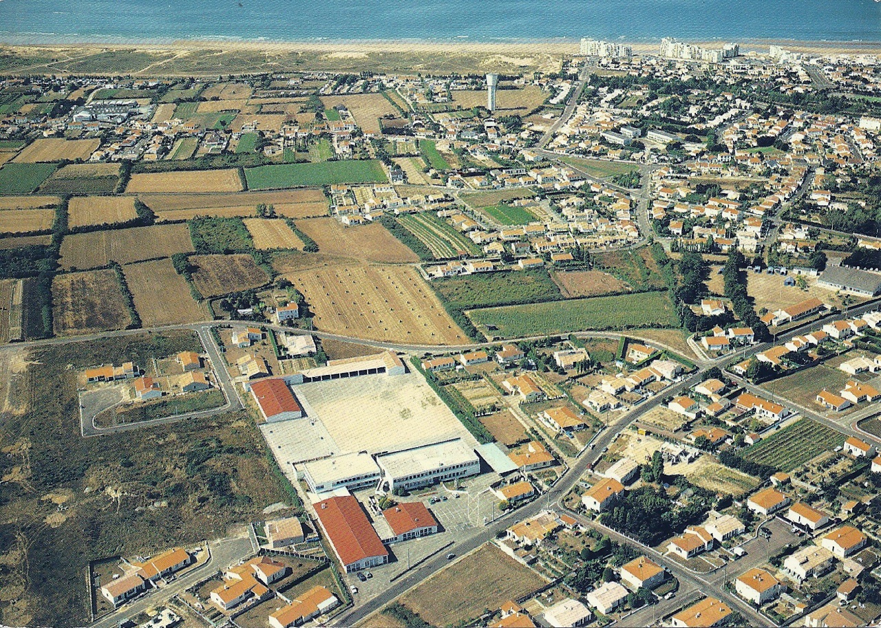 St-Gilles-Croix-de-Vie, collège des Epinettes.