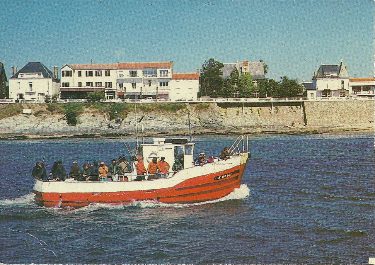 St-Gilles-Croix-de-Vie, bateau Méphisto pêche et promenades.