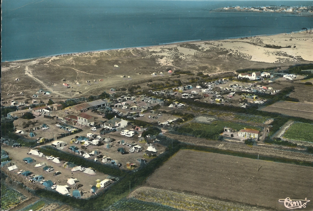 St-Gilles-sur-Vie, le cmaping du Sablais, vue aérienne.
