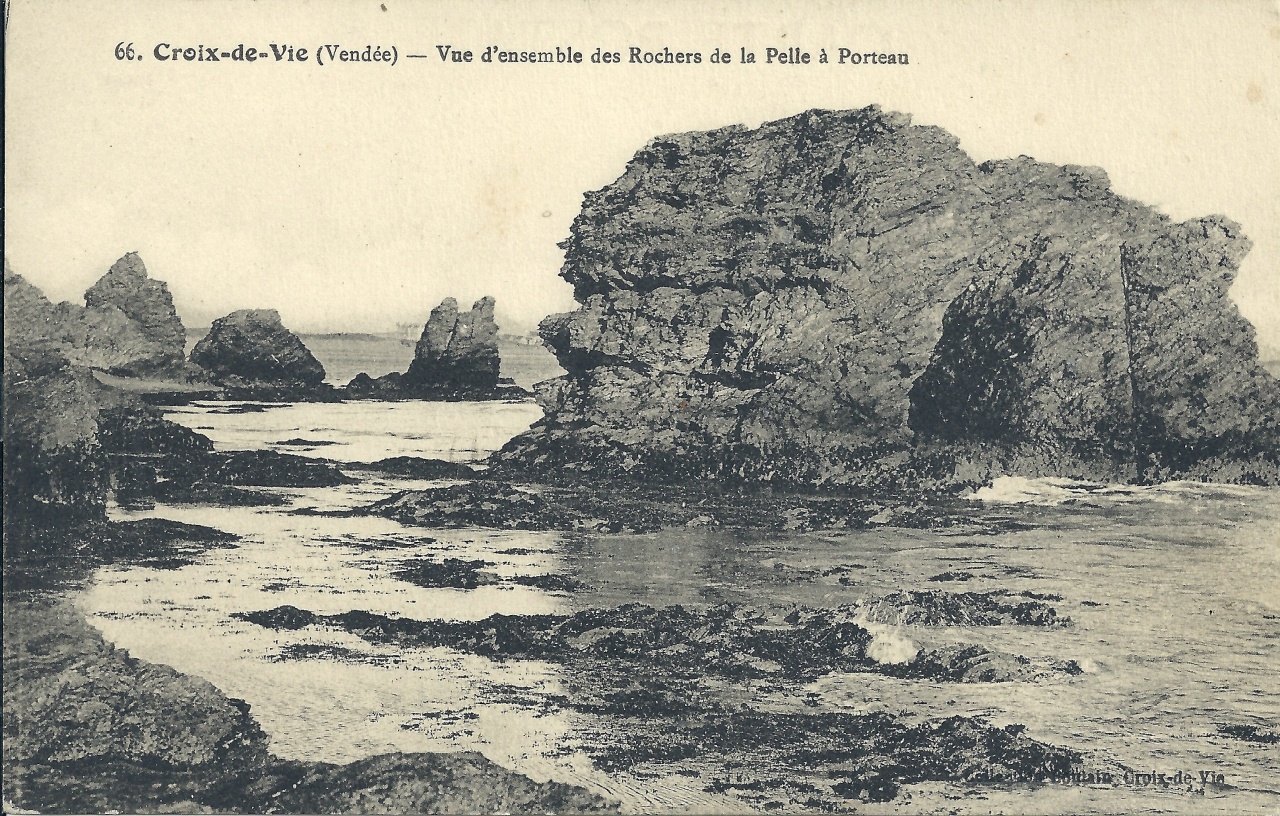 Croix-de-Vie, vue d'ensemble des rochers de la Pelle à Porteau.