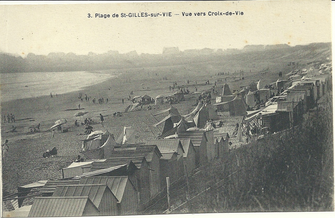 Plage de St-Gilles-sur-Vie, vue vers Croix-de-Vie.