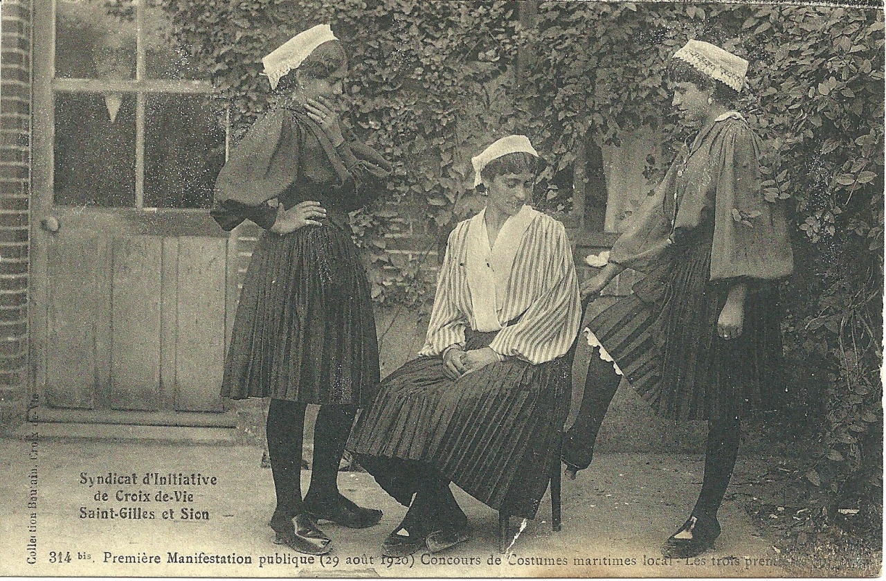 St-Gilles, Croix-de-Vie et Sion, concours costume maritime.