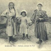 Croix-de-Vie, enfants, costume du pays.