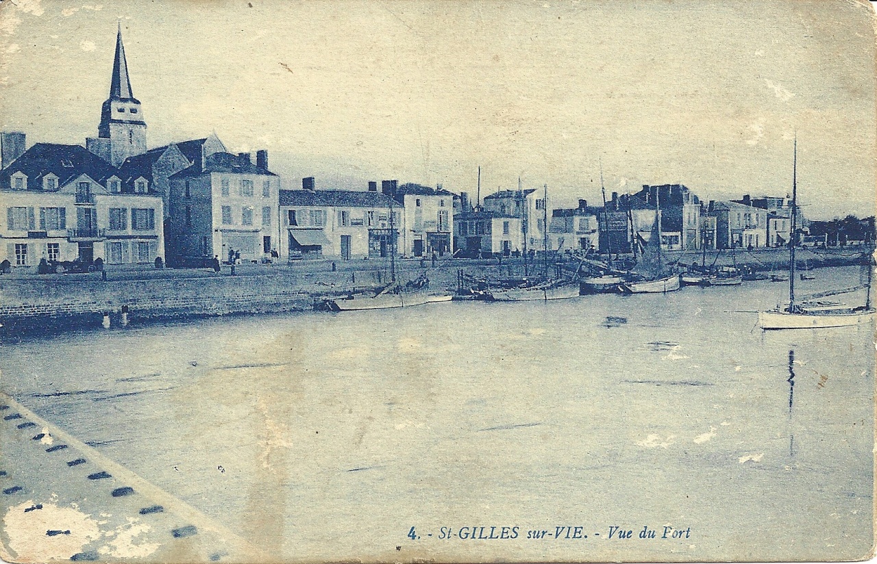 St-Gilles-sur-Vie, vue du port.