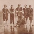 Baigneurs sur la plage