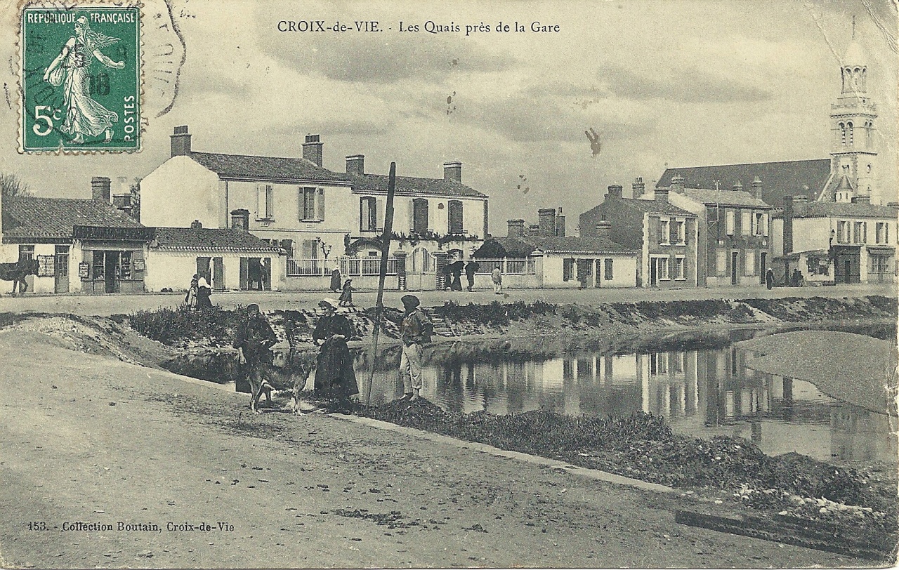 Croix-de-Vie, le quai près de la gare.