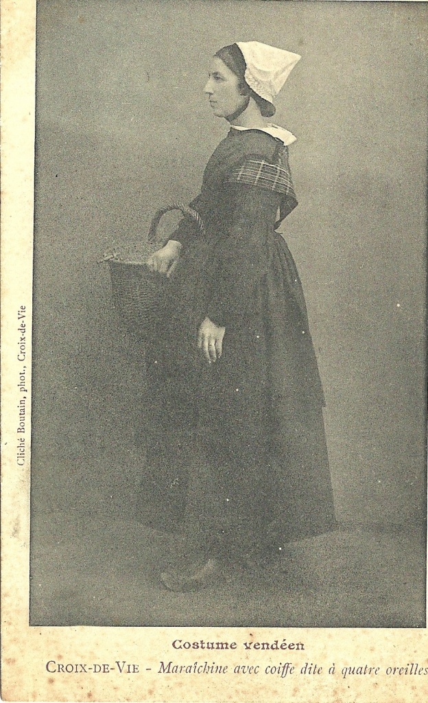 Croix-de-Vie, costume vendéen.