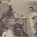 La toilette de la mariée chez la couturière.