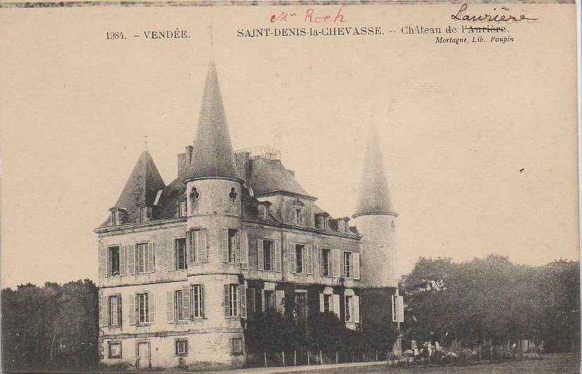 St-Denis-la-Chevasse, château de la Laurière.