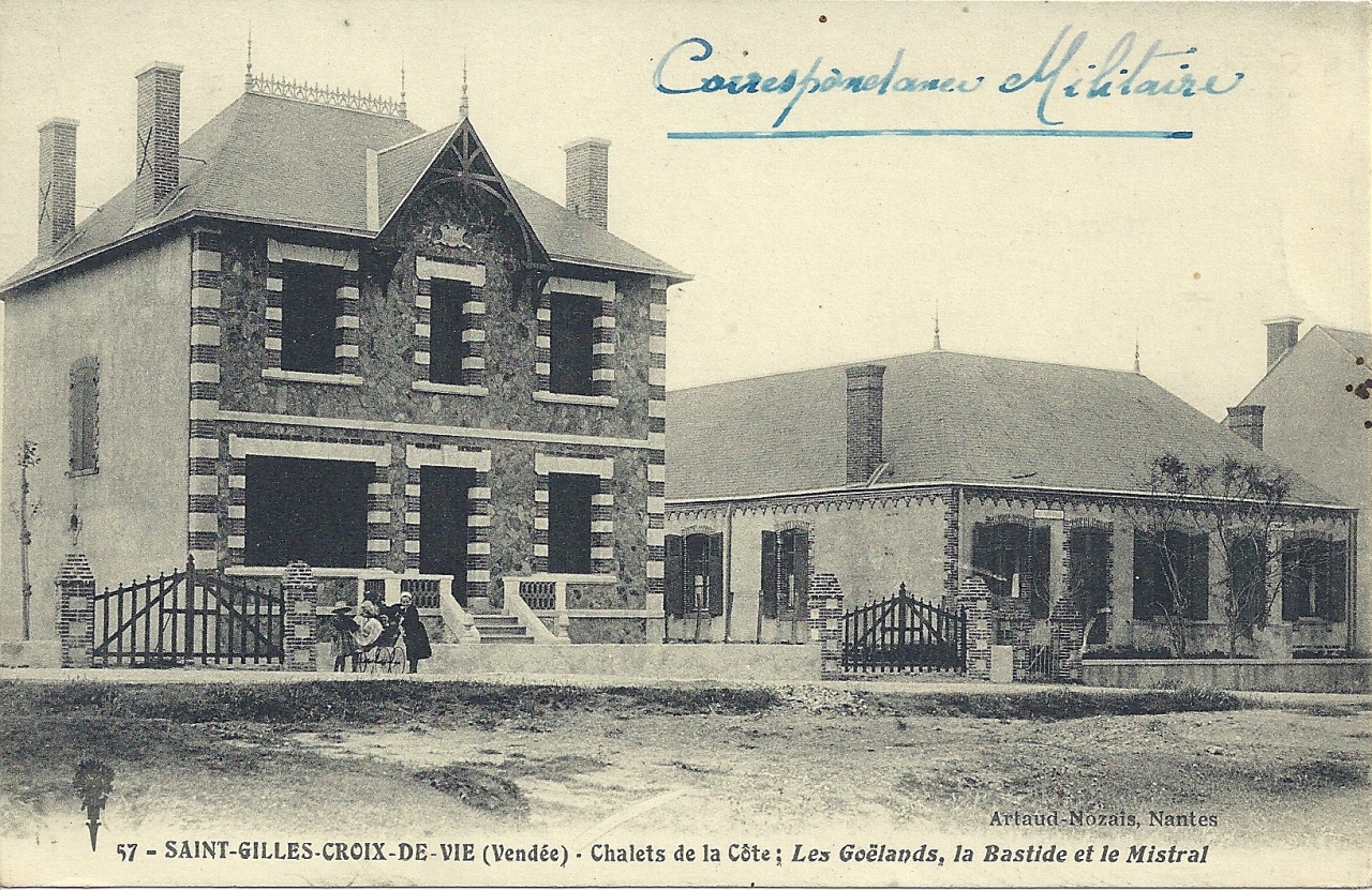 St-Gilles-Croix-de-Vie, chalets de la côte.