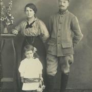 Berthe Linyer et Aimé, leur fille andrée.