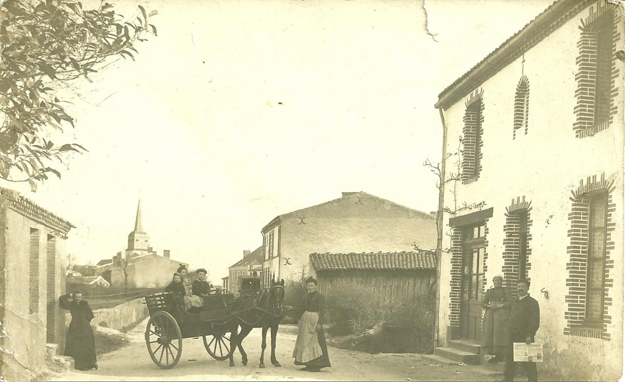 St-Gilles-sur-Vie, la rue du Calvaire.