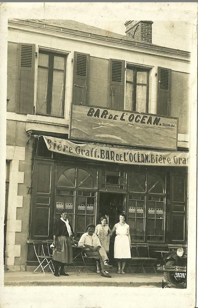 Croix-de-Vie, Bar de l'Océan.