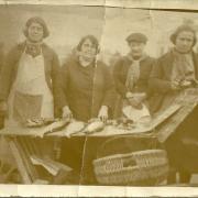 Croix-de-Vie, vendeuses de poissons.