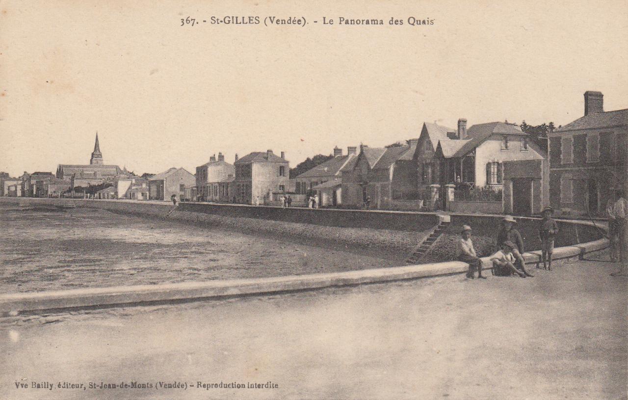 St-Gilles-sur-Vie, panorma des quais.